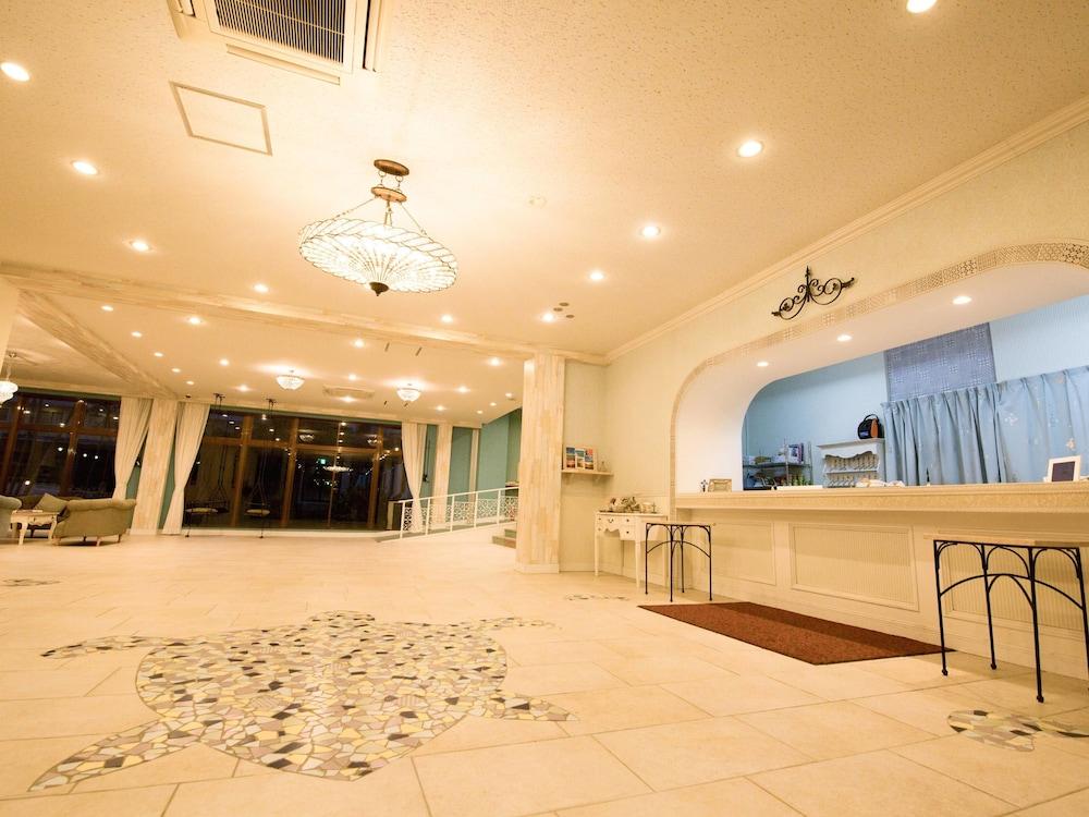 Hotel Caretta Tatsugo Екстериор снимка